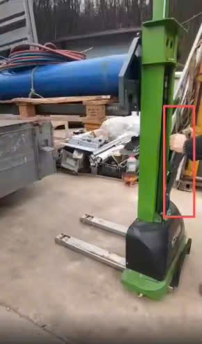 z7151574410144_cffe05c2bc1854e8b49ecefd34011ef1