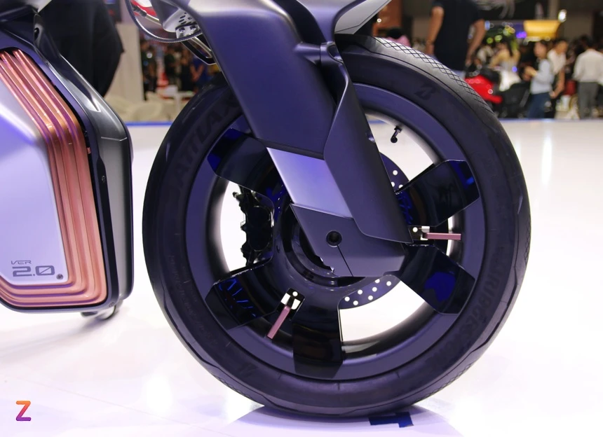 Yamaha Motoroid anh 6