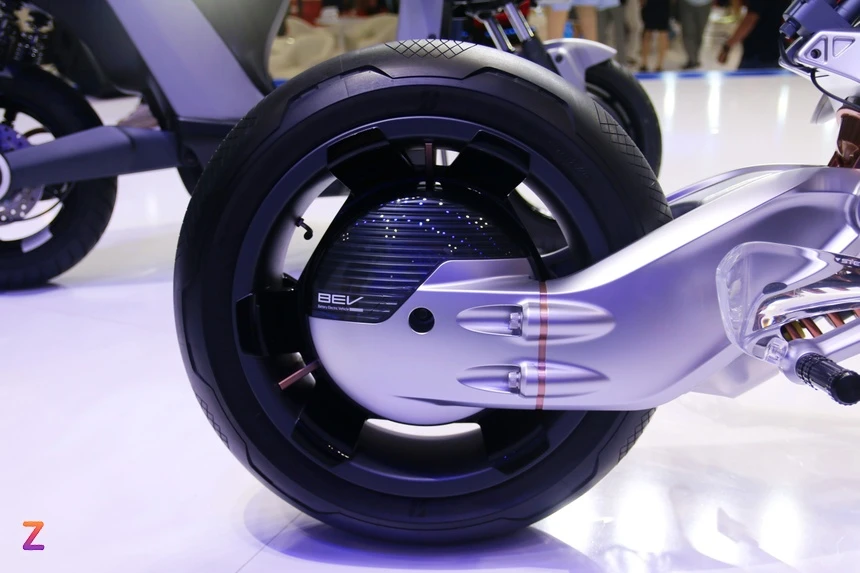 Yamaha Motoroid anh 8