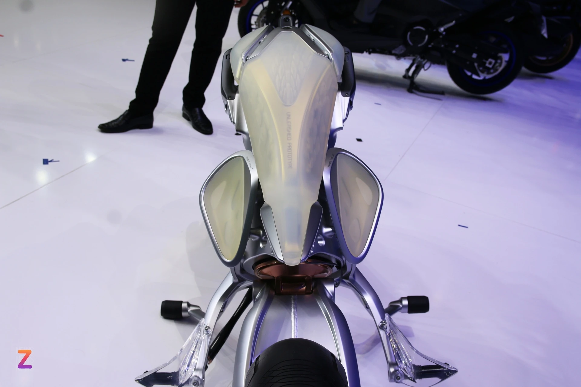 Yamaha Motoroid anh 5
